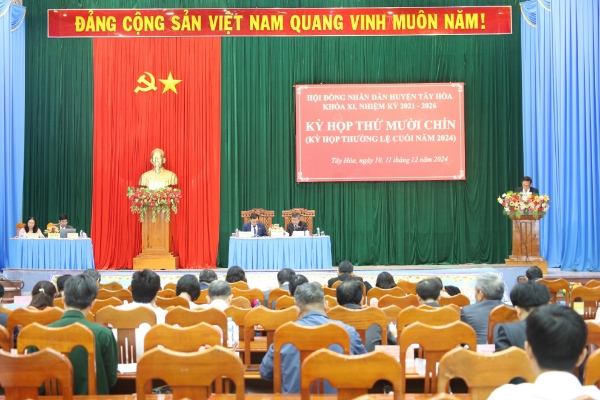 Hình ảnh cho bài viết Tây Hòa: Kỳ họp thường lệ cuối năm 2024 HĐND huyện khóa XI thông qua 10 Nghị quyết quan trọng